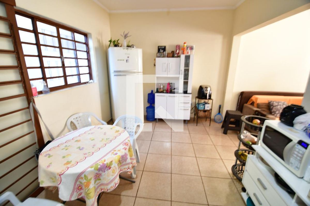 Casa, 2 quartos, 216 m² - Foto 26