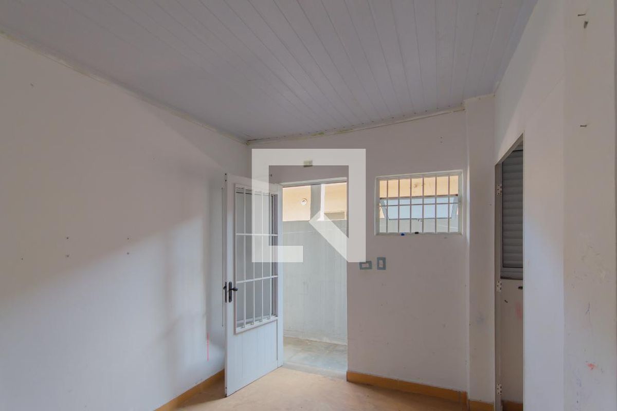 Casa, 2 quartos, 200 m² - Foto 4