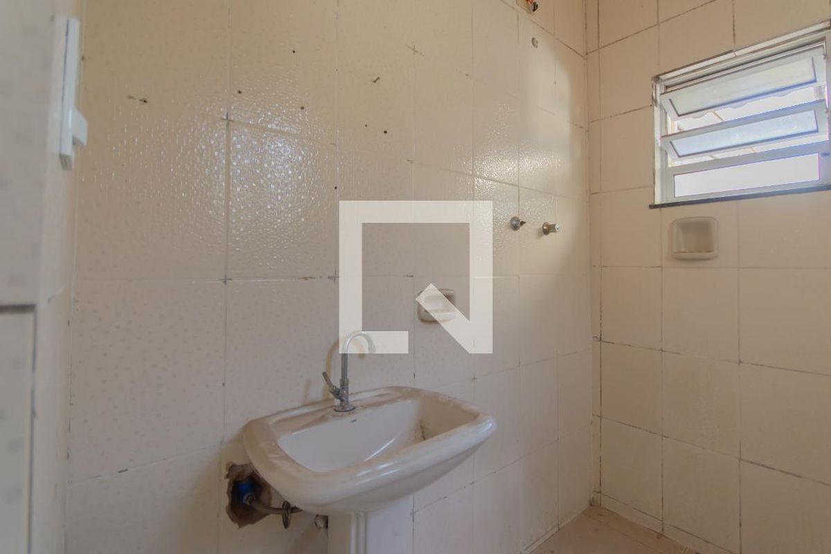 Casa, 2 quartos, 200 m² - Foto 13