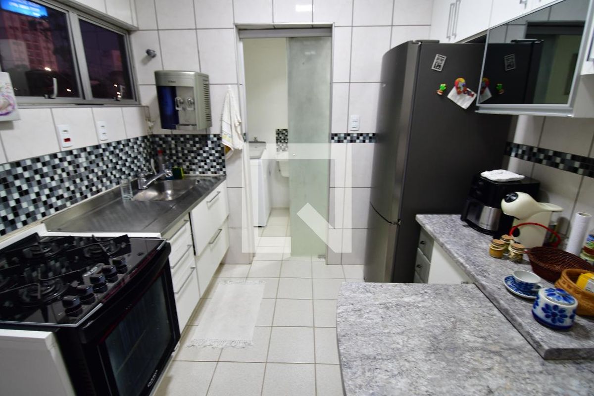 Apartamento à Venda - Cambuí, 3 Quartos,  120 m2 em , Campinas - sp | SoloBR