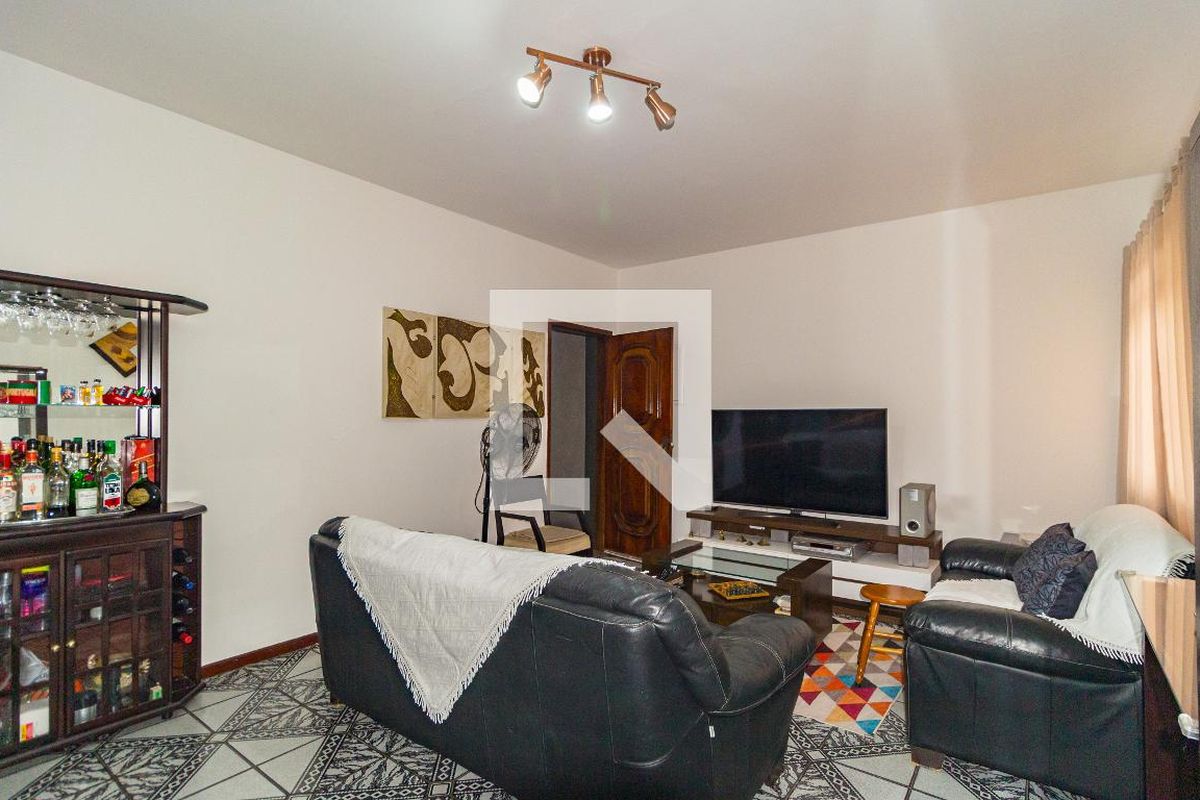 Casa, 4 quartos, 360 m² - Foto 2