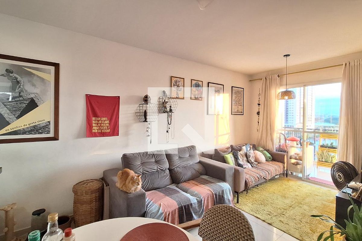Apartamento, 3 quartos, 70 m² - Foto 2