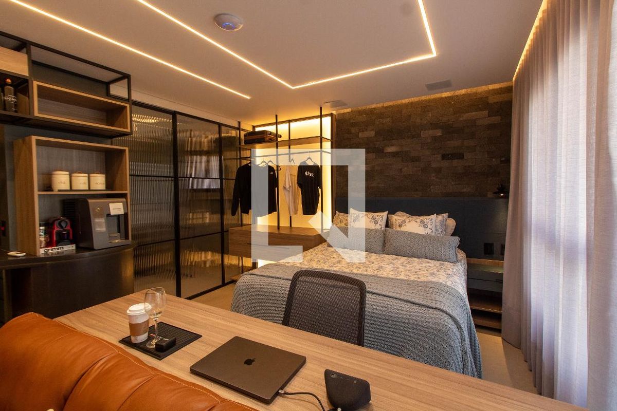 Apartamento à Venda - Cambuí, 1 Quarto,  40 m2 em , Campinas - sp | SoloBR