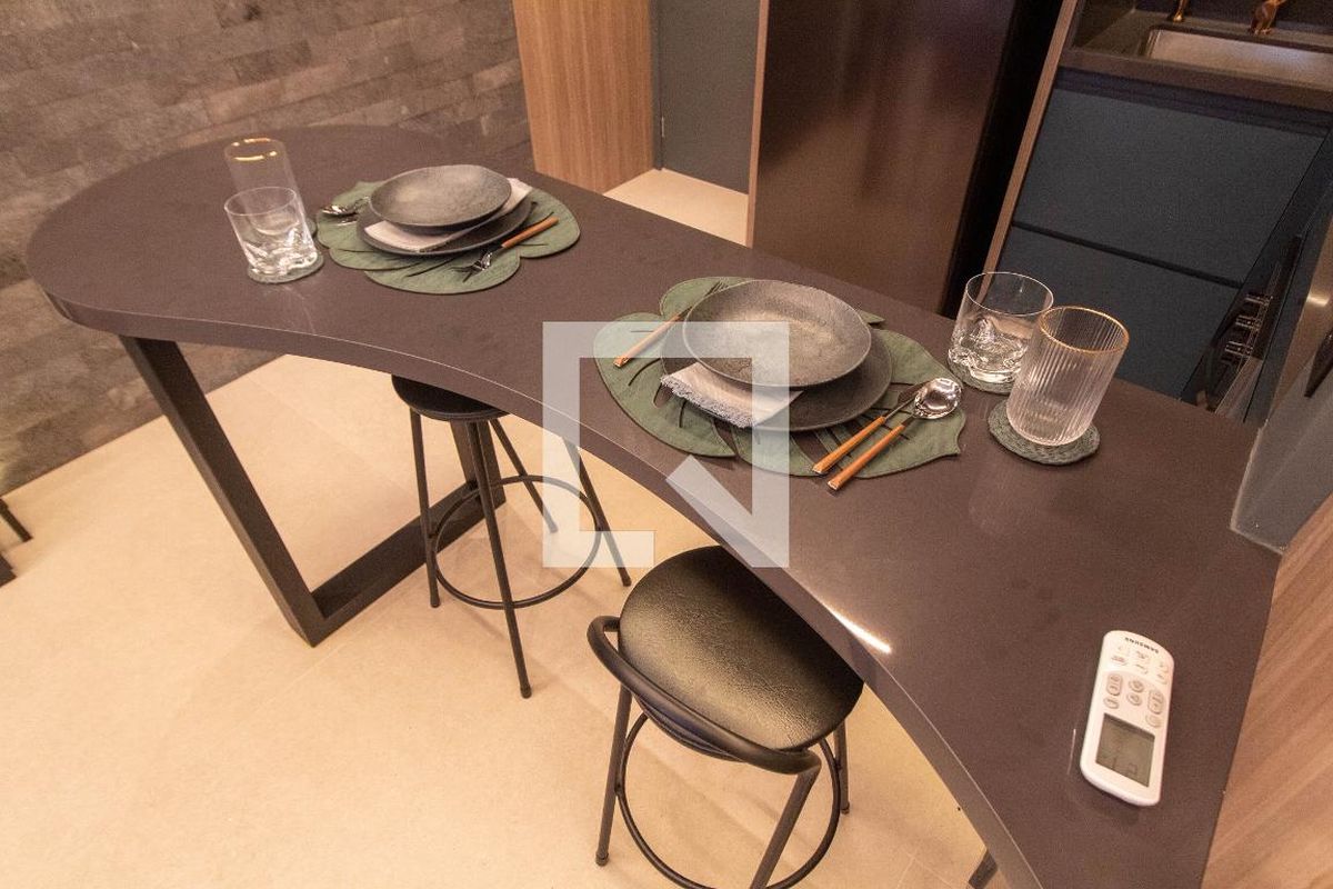 Apartamento à Venda - Cambuí, 1 Quarto,  40 m2 em , Campinas - sp | SoloBR