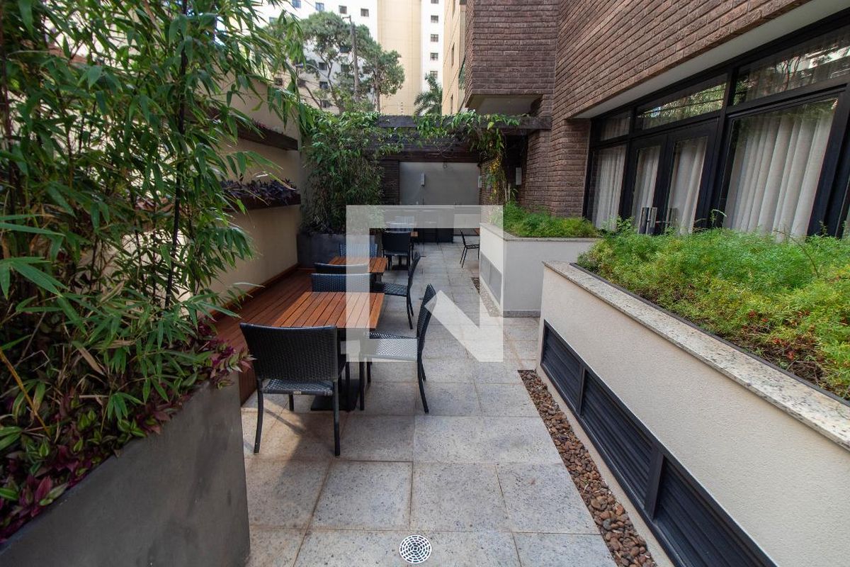 Apartamento à Venda - Cambuí, 1 Quarto,  40 m2 em , Campinas - sp | SoloBR