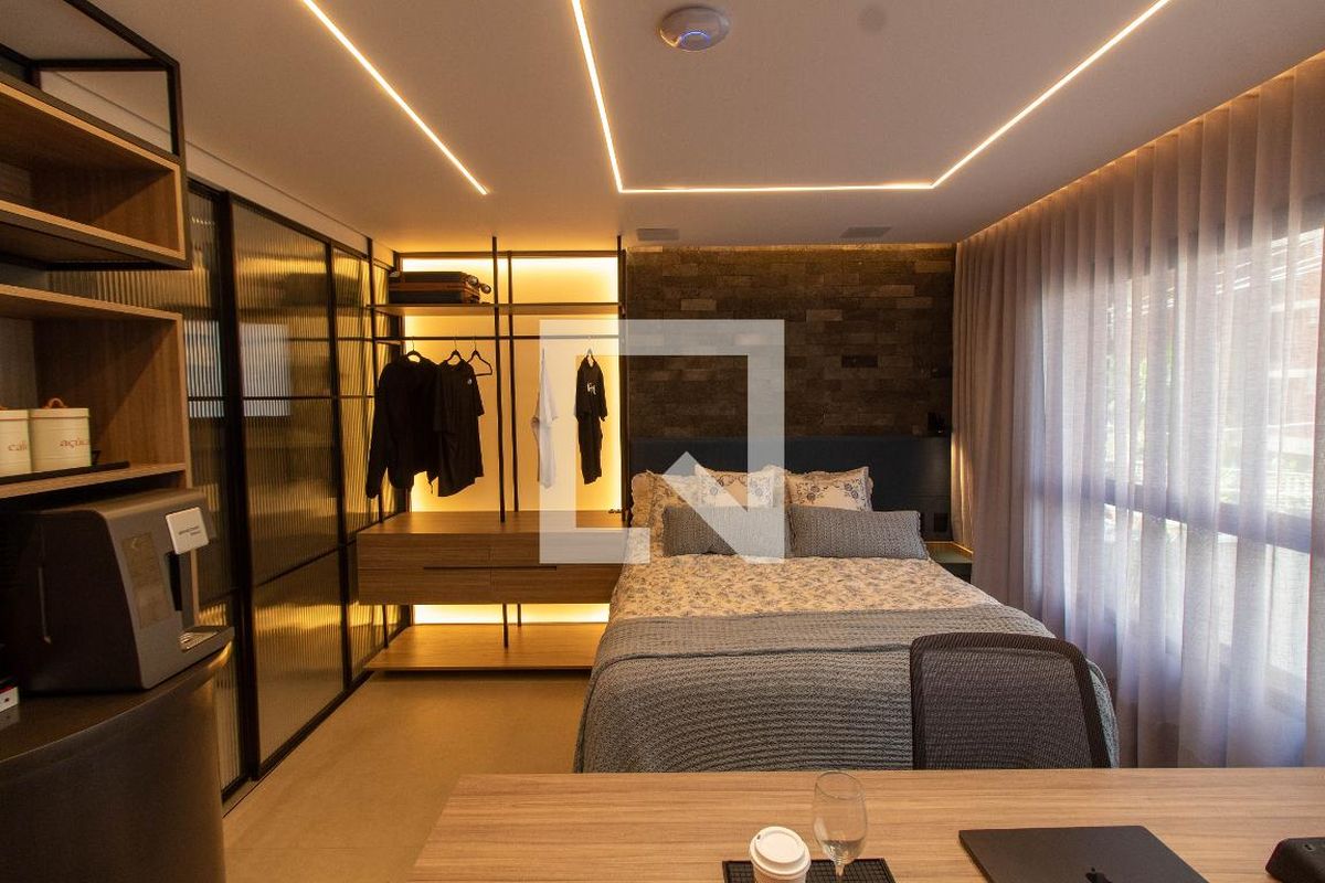 Apartamento à Venda - Cambuí, 1 Quarto,  40 m2 em , Campinas - sp | SoloBR