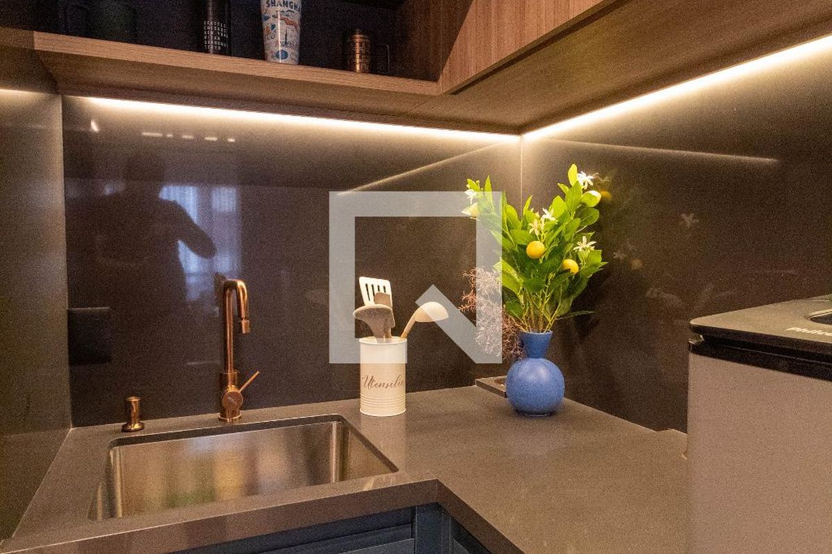 Apartamento à Venda - Cambuí, 1 Quarto,  40 m2 em , Campinas - sp | SoloBR