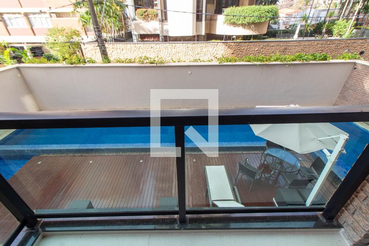 Apartamento à Venda - Cambuí, 1 Quarto,  40 m2 em , Campinas - sp | SoloBR