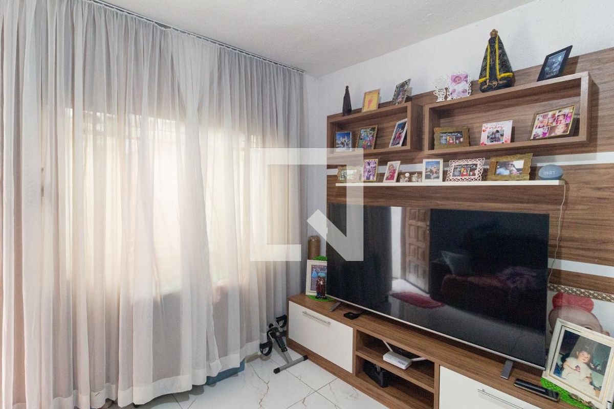 Casa, 3 quartos, 220 m² - Foto 3