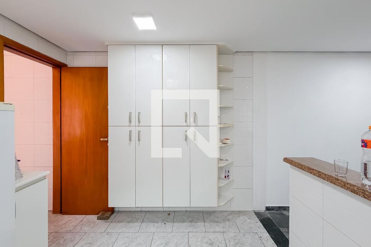 Casa, 4 quartos, 190 m² - Foto 48