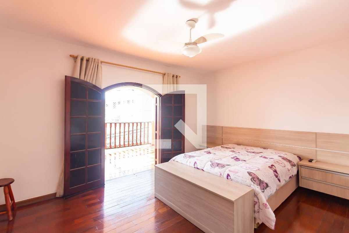 Casa, 3 quartos, 215 m² - Foto 11