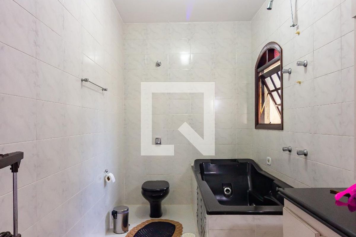 Casa, 3 quartos, 215 m² - Foto 22