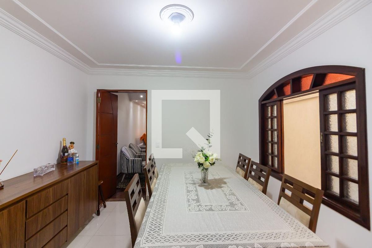 Casa, 3 quartos, 215 m² - Foto 33