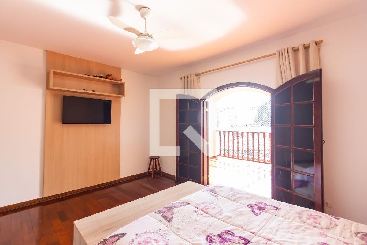 Casa, 3 quartos, 215 m² - Foto 10