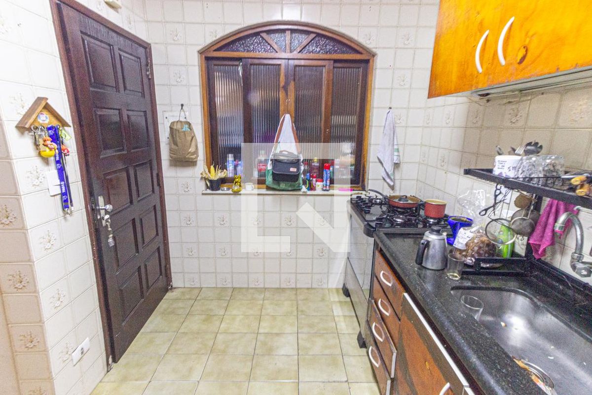 Casa, 4 quartos, 252 m² - Foto 8