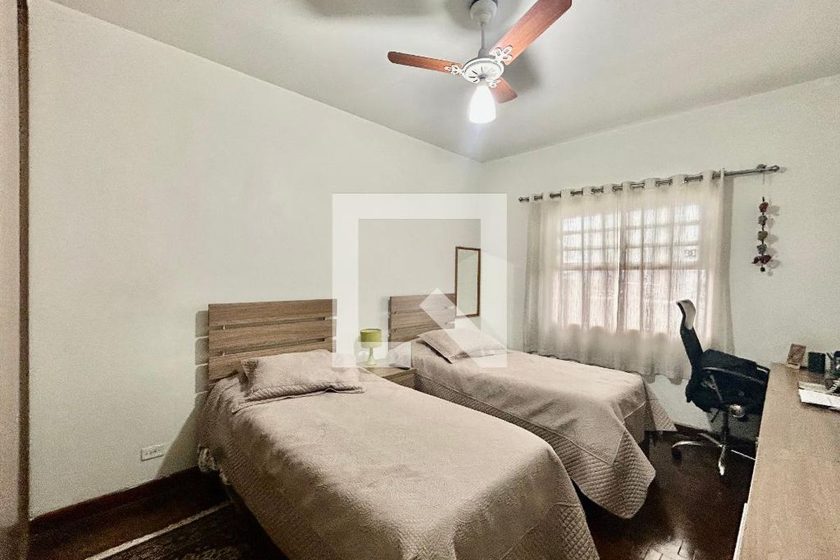 Casa, 2 quartos, 200 m² - Foto 13