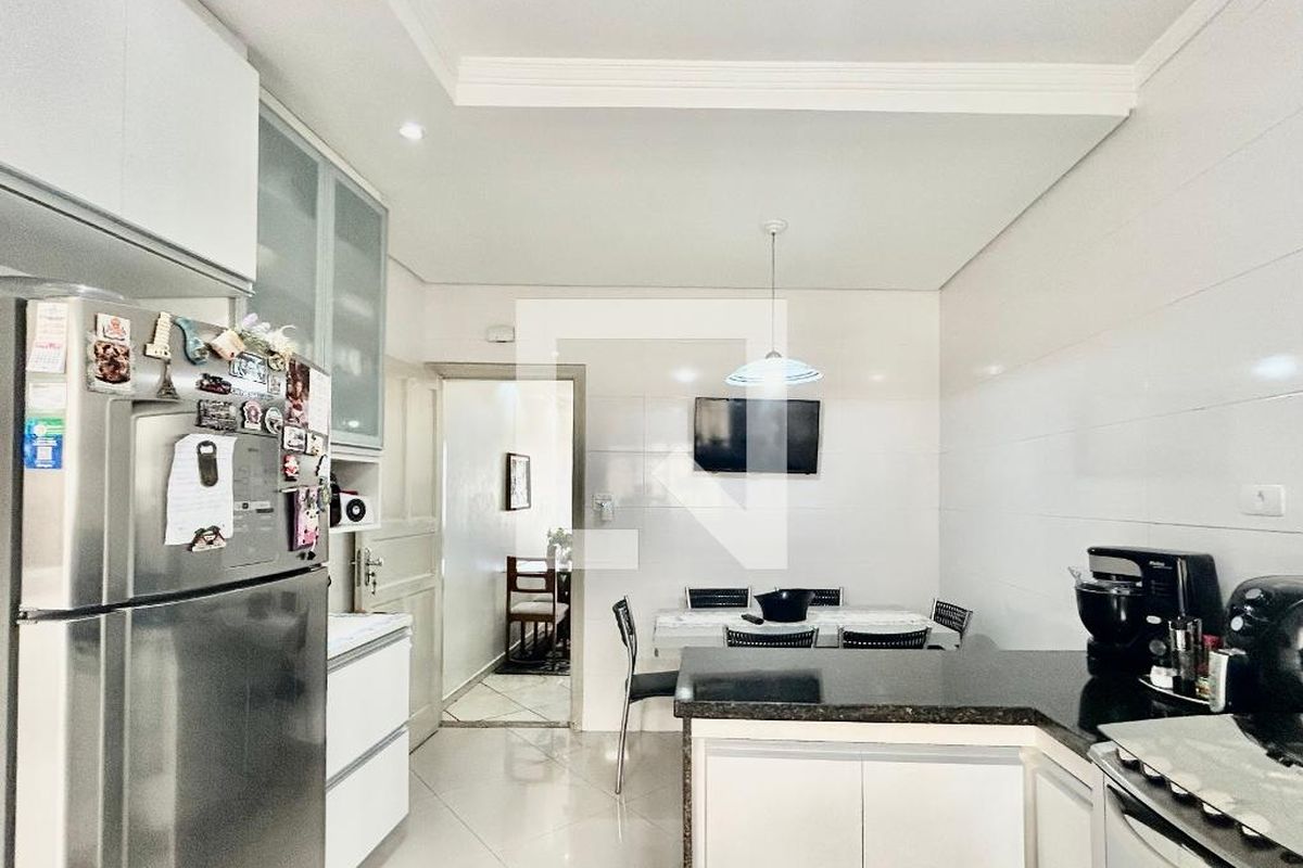Casa, 2 quartos, 200 m² - Foto 19