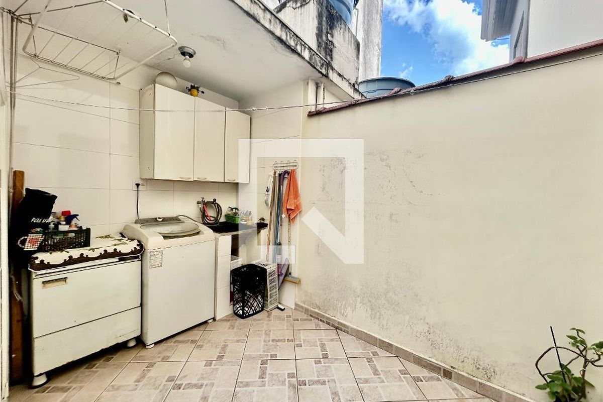 Casa, 2 quartos, 200 m² - Foto 25