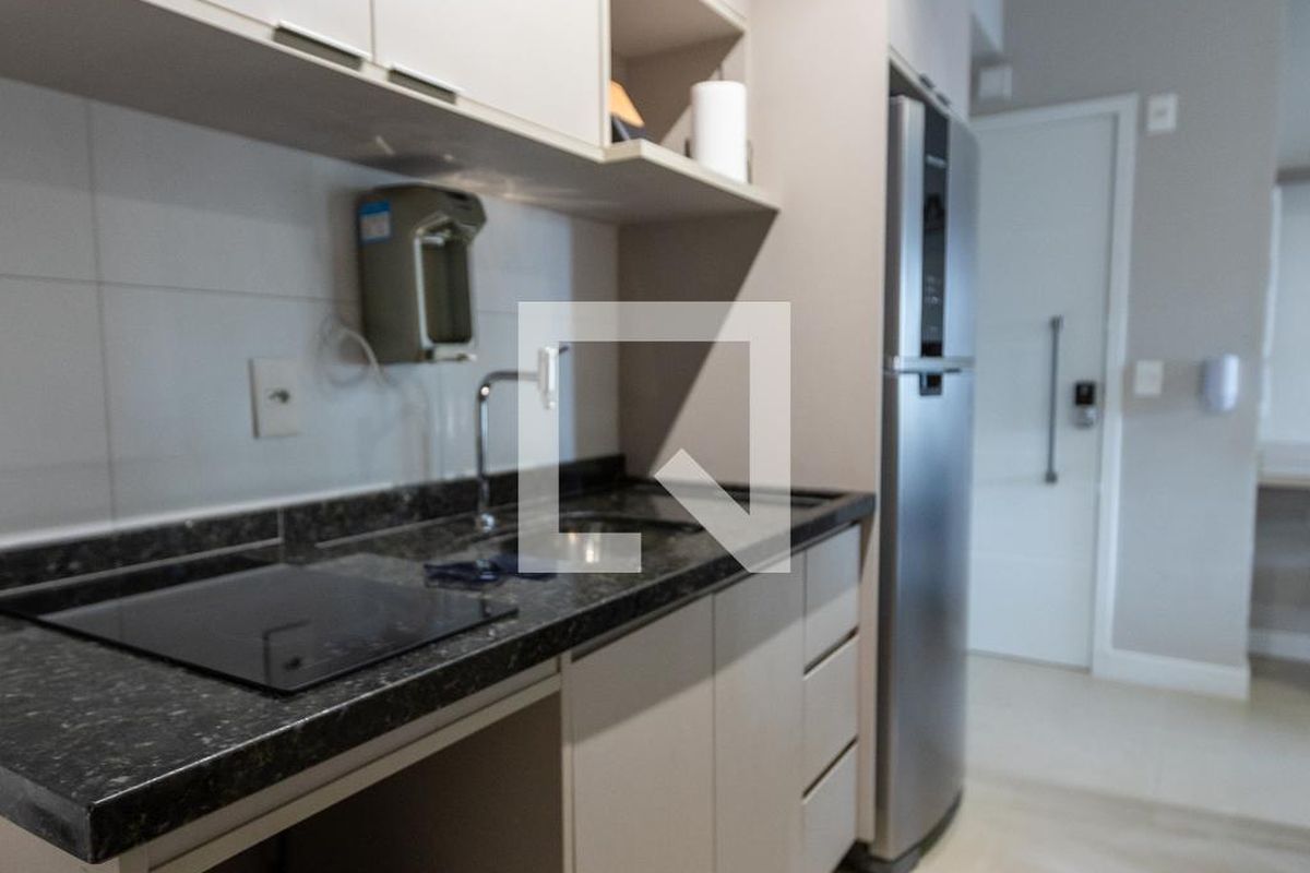 Apartamento à Venda - Bosque, 1 Quarto,  46 m2 em , Campinas - sp | SoloBR