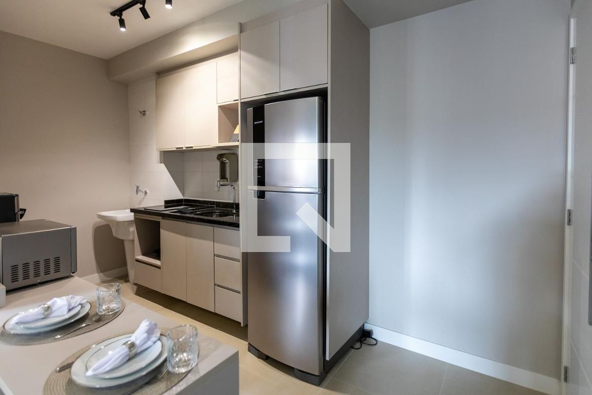 Apartamento à Venda - Bosque, 1 Quarto,  46 m2 em , Campinas - sp | SoloBR