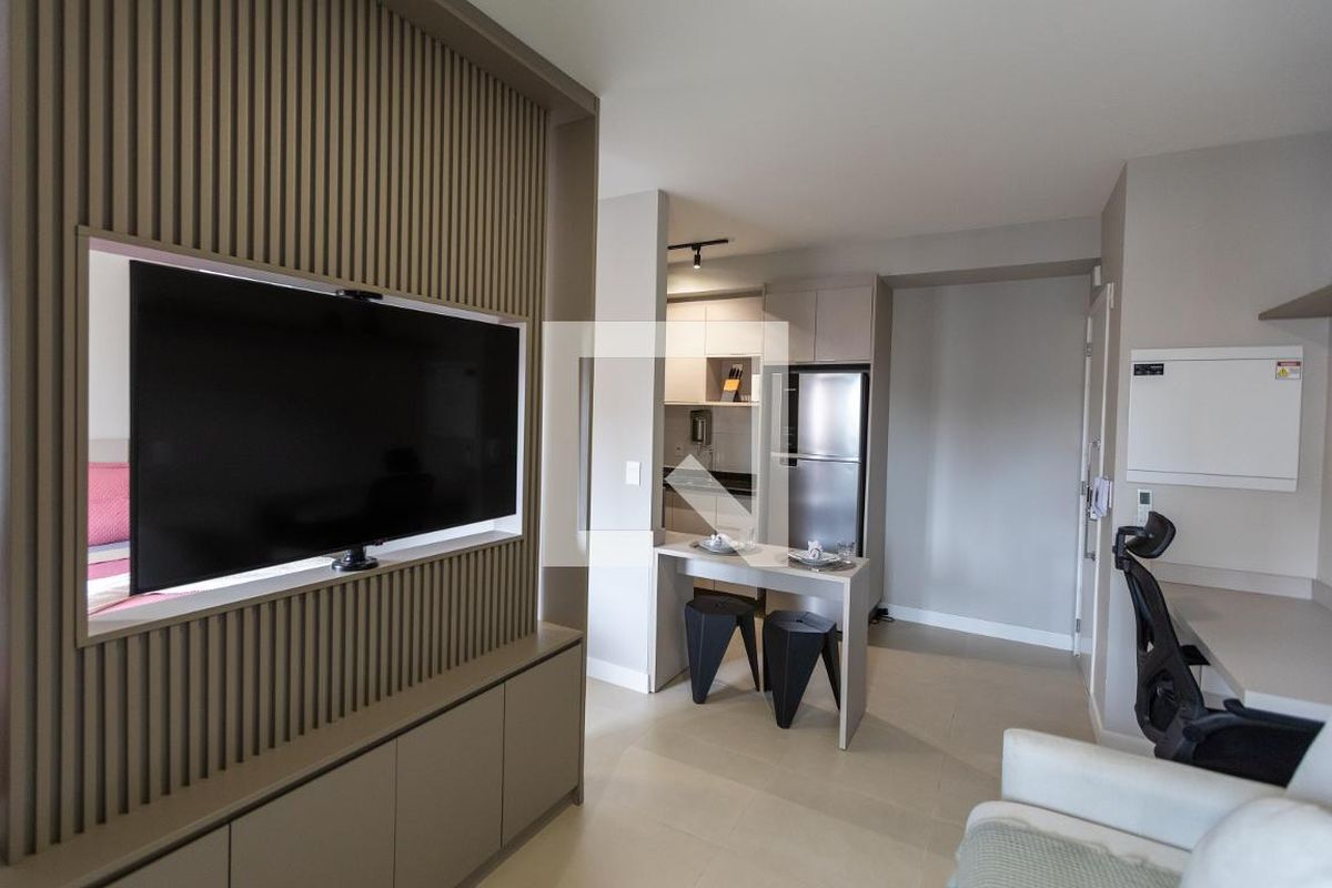 Apartamento à Venda - Bosque, 1 Quarto,  46 m2 em , Campinas - sp | SoloBR