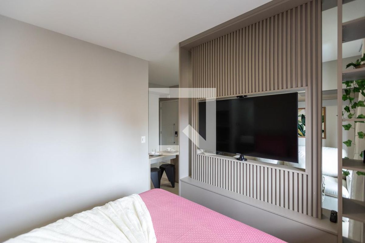 Apartamento à Venda - Bosque, 1 Quarto,  46 m2 em , Campinas - sp | SoloBR