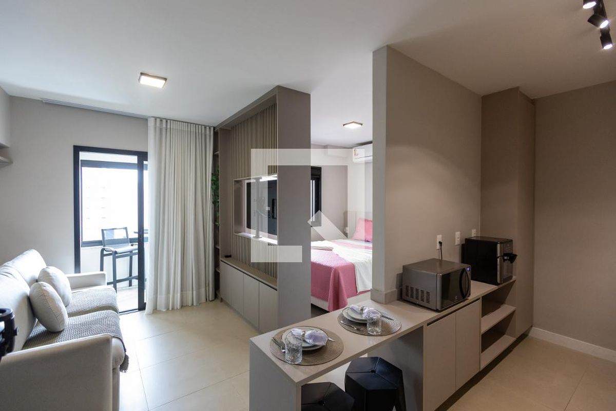 Apartamento à Venda - Bosque, 1 Quarto,  46 m2 em , Campinas - sp | SoloBR