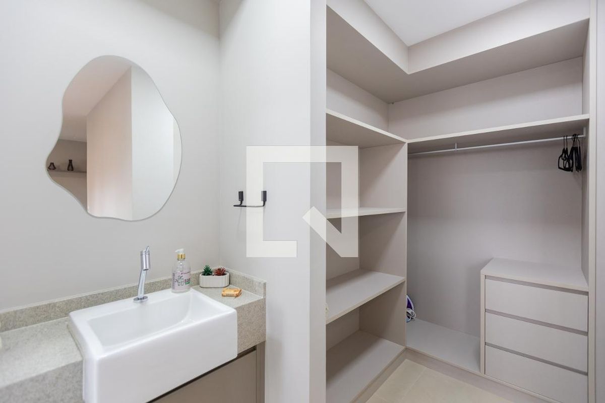 Apartamento à Venda - Bosque, 1 Quarto,  46 m2 em , Campinas - sp | SoloBR
