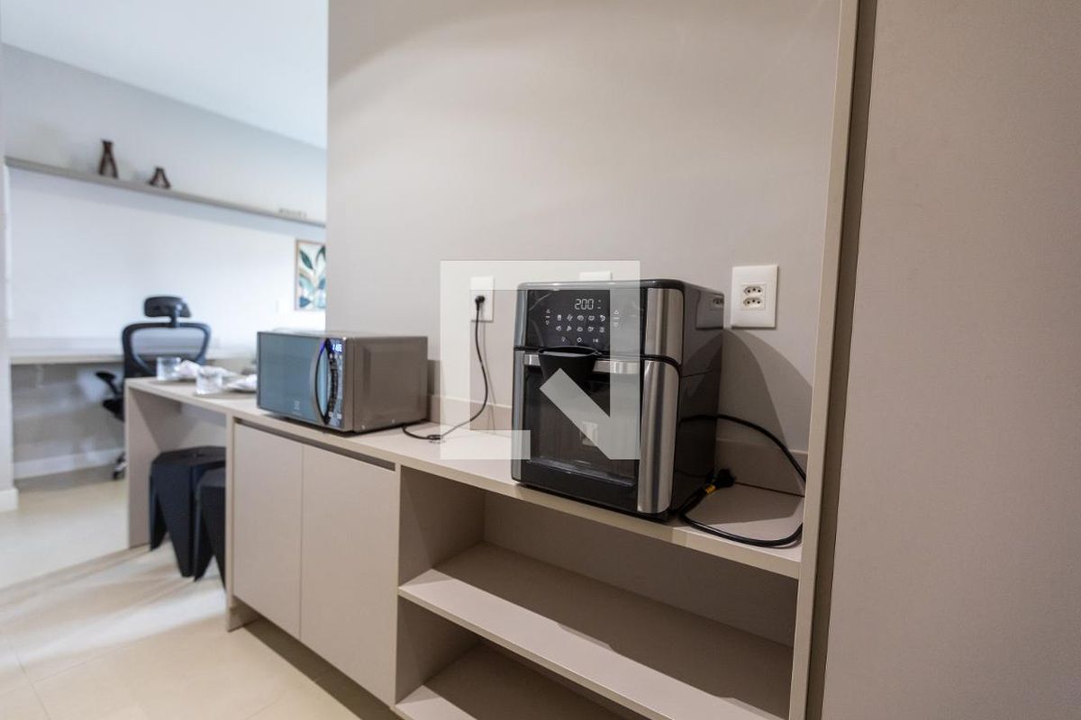 Apartamento à Venda - Bosque, 1 Quarto,  46 m2 em , Campinas - sp | SoloBR