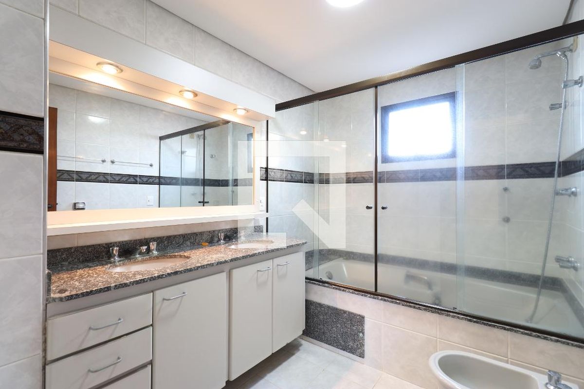 Apartamento, 3 quartos, 145 m² - Foto 32