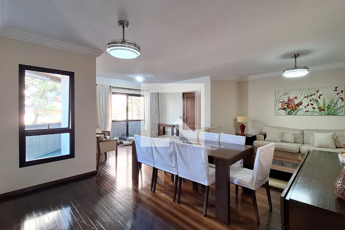 Apartamento, 3 quartos, 145 m² - Foto 1
