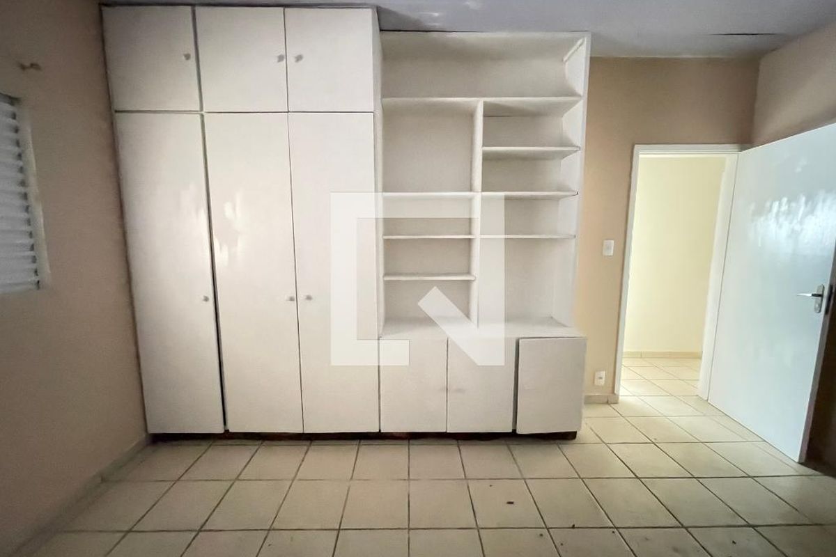 Casa, 2 quartos, 255 m² - Foto 7