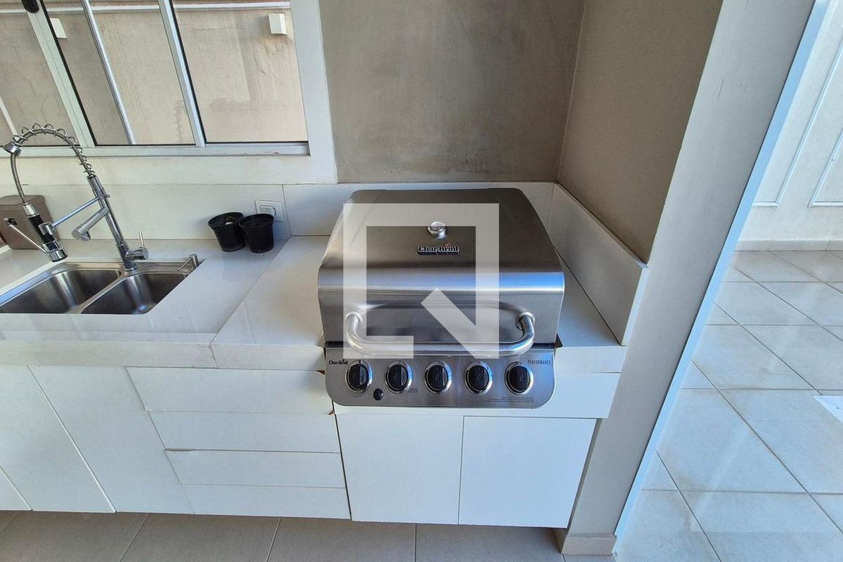 Casa à Venda - Swiss Park, 4 Quartos,  314 m2 em , Campinas - sp | SoloBR