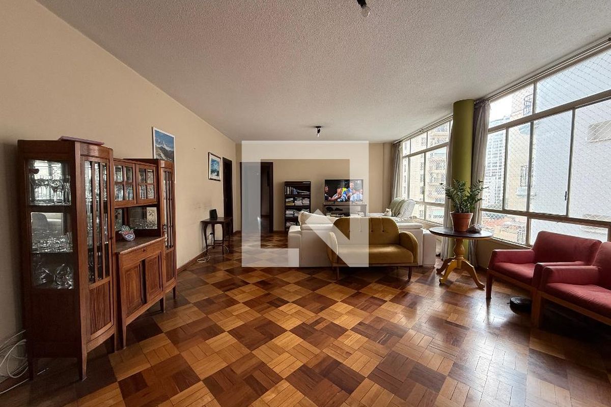 Apartamento, 3 quartos, 183 m² - Foto 1