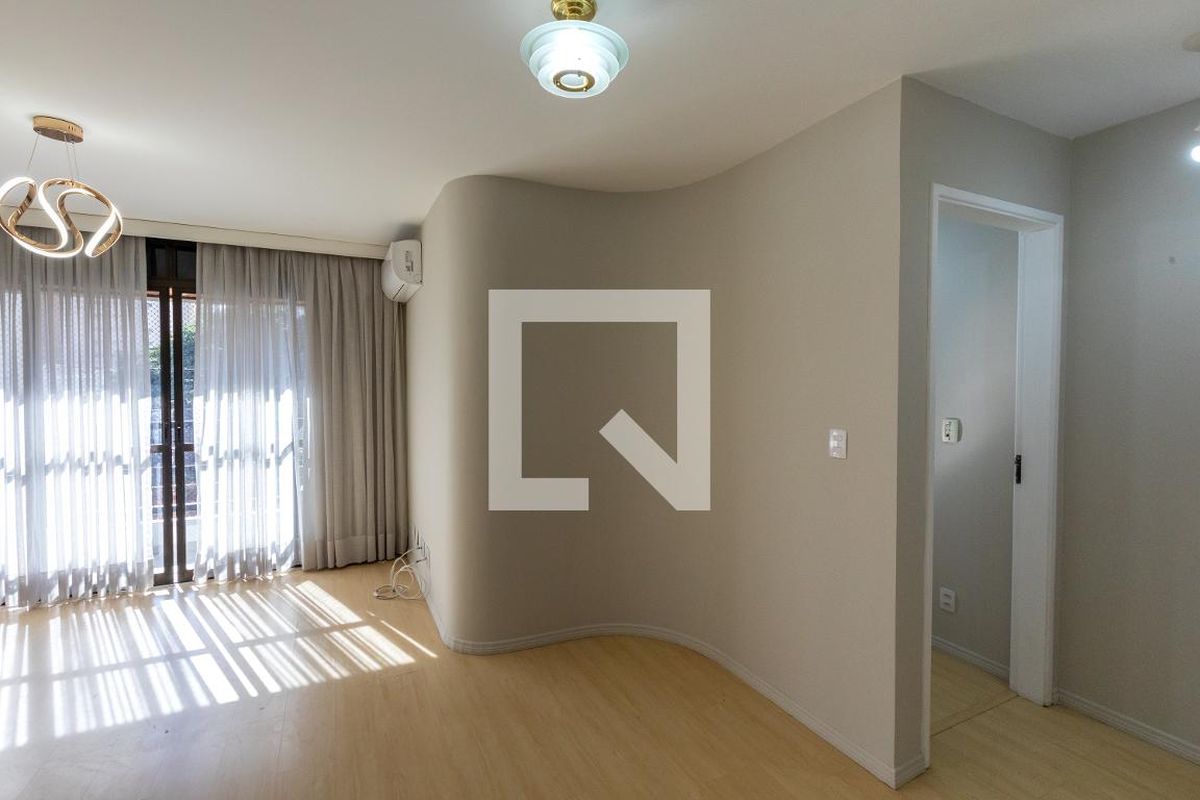 Apartamento à Venda - Cambuí, 1 Quarto,  55 m2 em , Campinas - sp | SoloBR