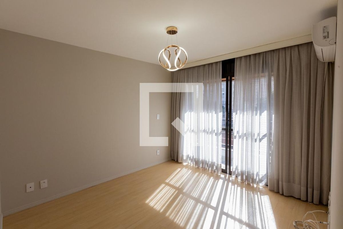 Apartamento à Venda - Cambuí, 1 Quarto,  55 m2 em , Campinas - sp | SoloBR