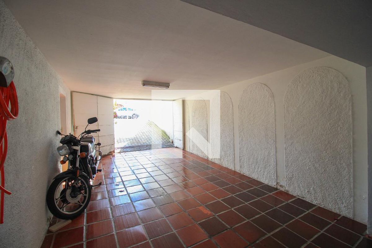Casa, 2 quartos, 220 m² - Foto 51