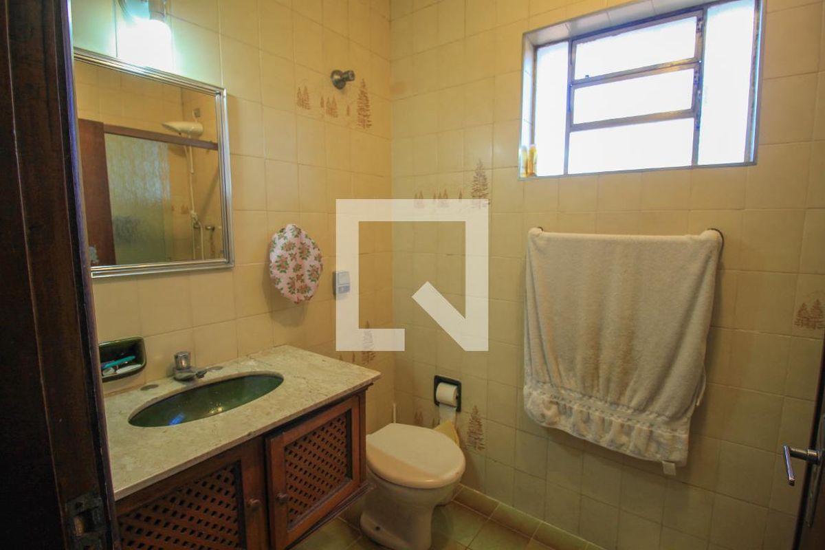 Casa, 2 quartos, 220 m² - Foto 31