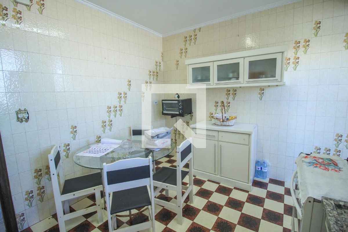 Casa, 2 quartos, 220 m² - Foto 38