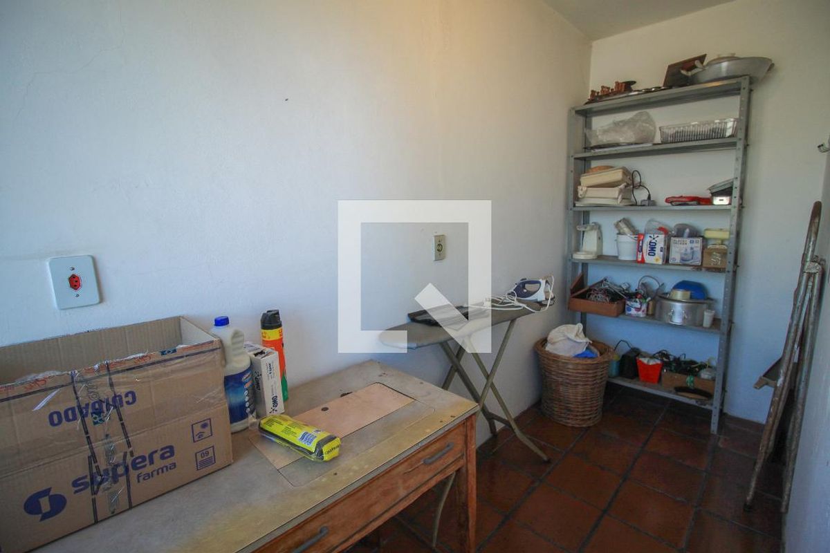 Casa, 2 quartos, 220 m² - Foto 45
