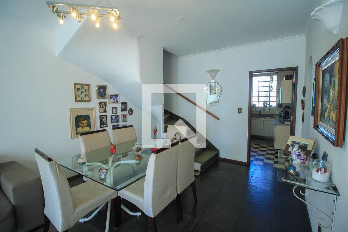 Casa, 2 quartos, 220 m² - Foto 6