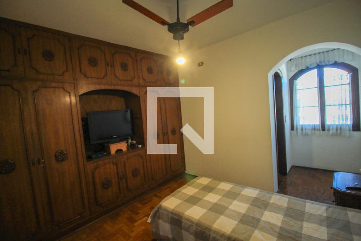 Casa, 2 quartos, 220 m² - Foto 15