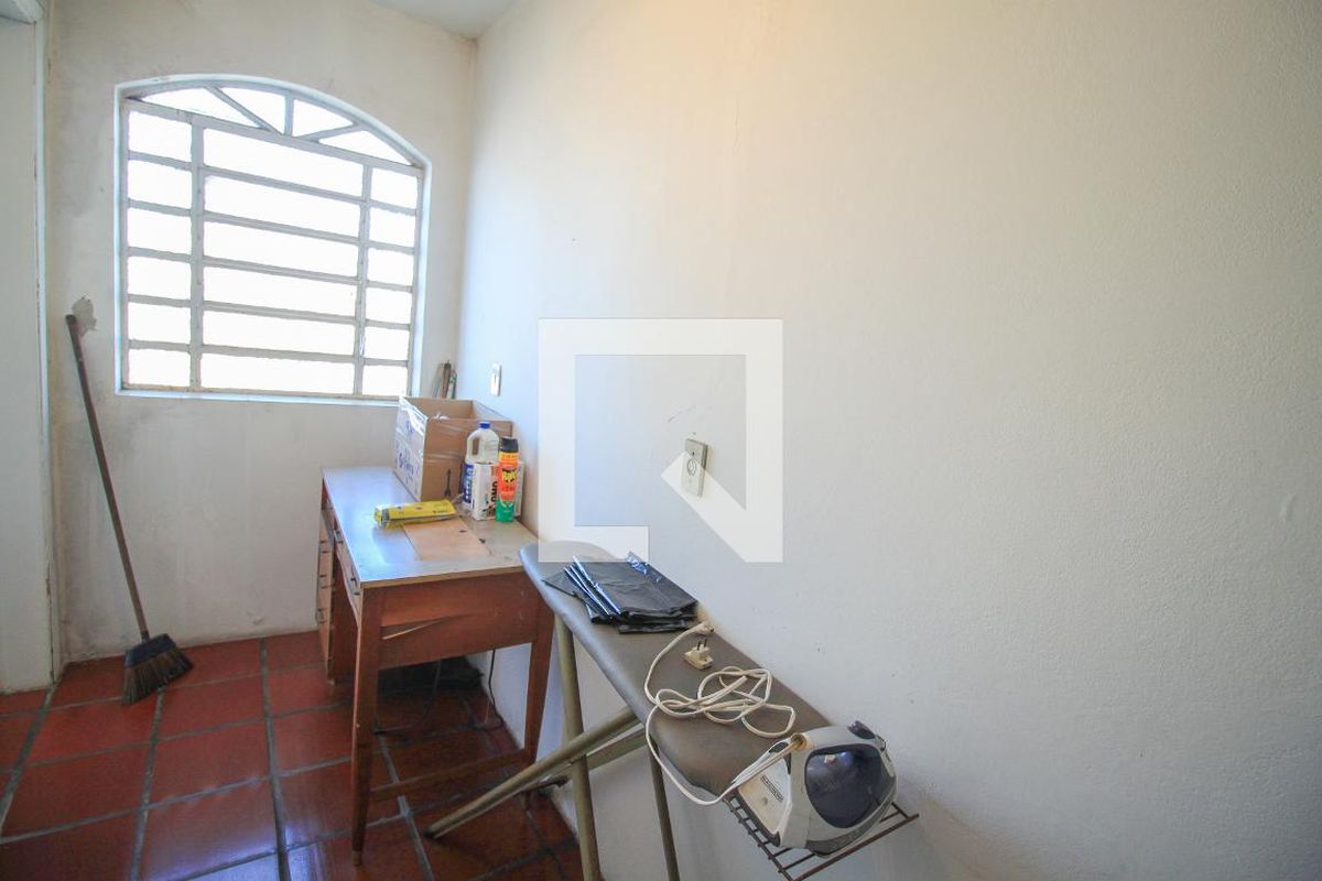 Casa, 2 quartos, 220 m² - Foto 46