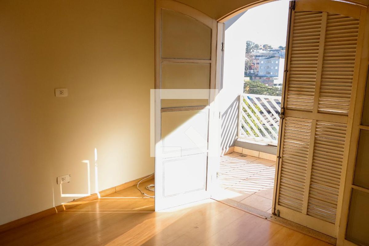Casa, 3 quartos, 285 m² - Foto 19