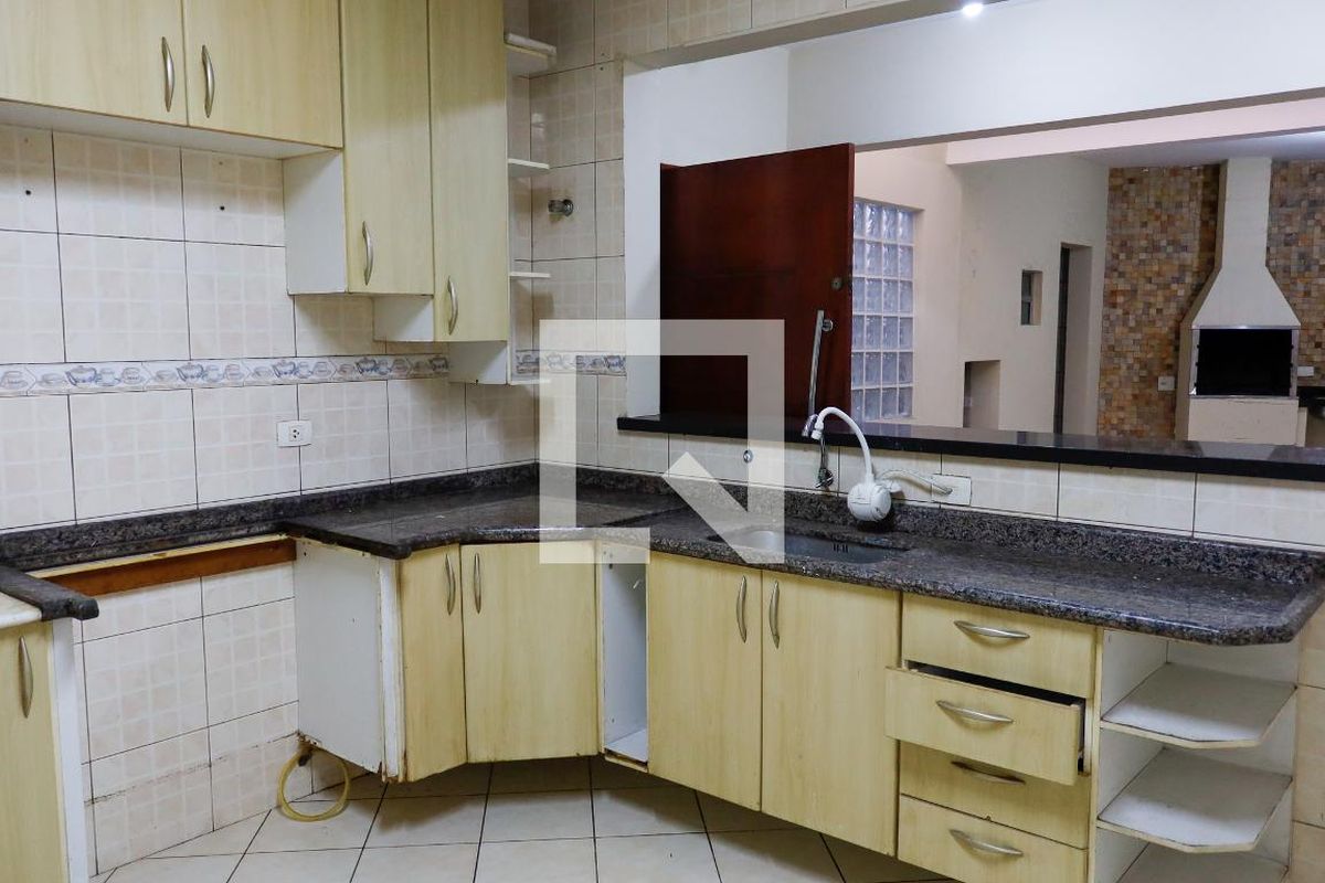 Casa, 3 quartos, 285 m² - Foto 37