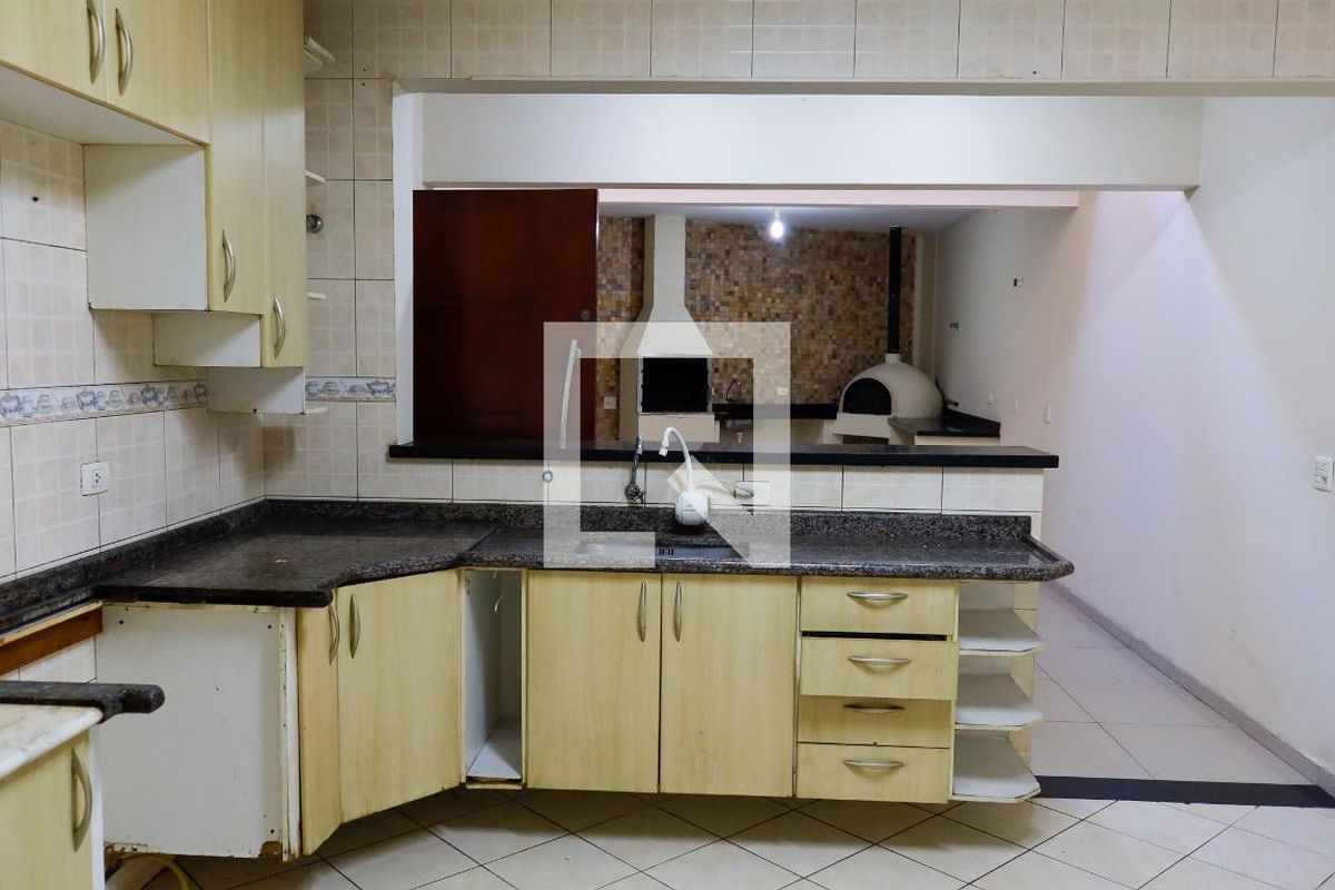 Casa, 3 quartos, 285 m² - Foto 36