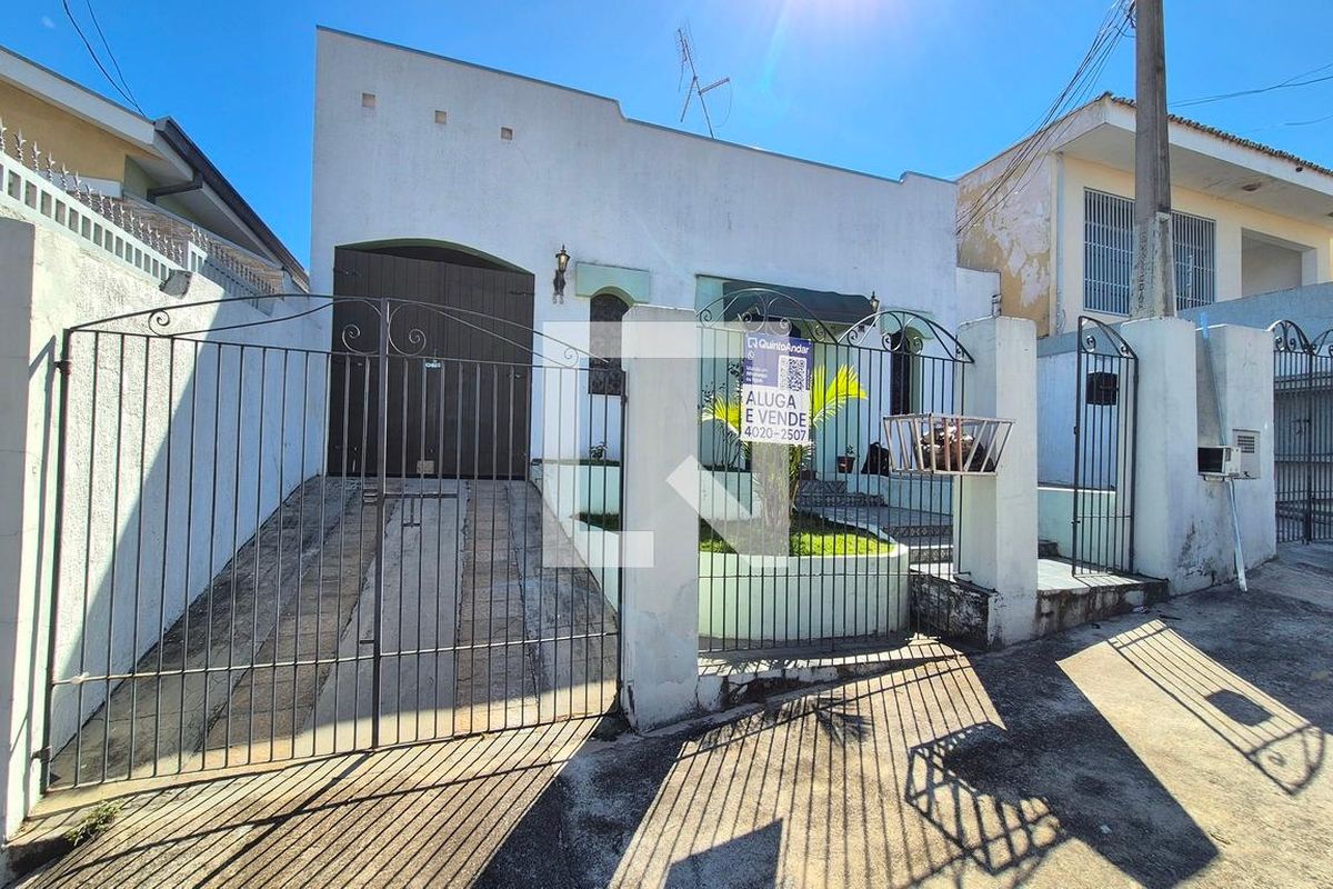 Casa à Venda - Jardim do Lago, 3 Quartos,  140 m2 em , Campinas - sp | SoloBR