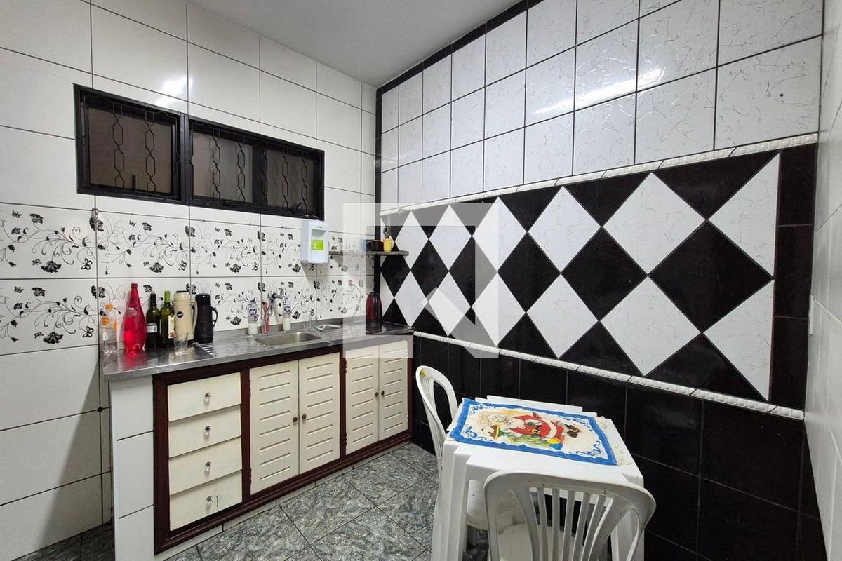 Casa à Venda - Jardim do Lago, 3 Quartos,  140 m2 em , Campinas - sp | SoloBR