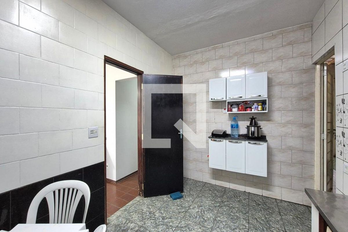 Casa à Venda - Jardim do Lago, 3 Quartos,  140 m2 em , Campinas - sp | SoloBR