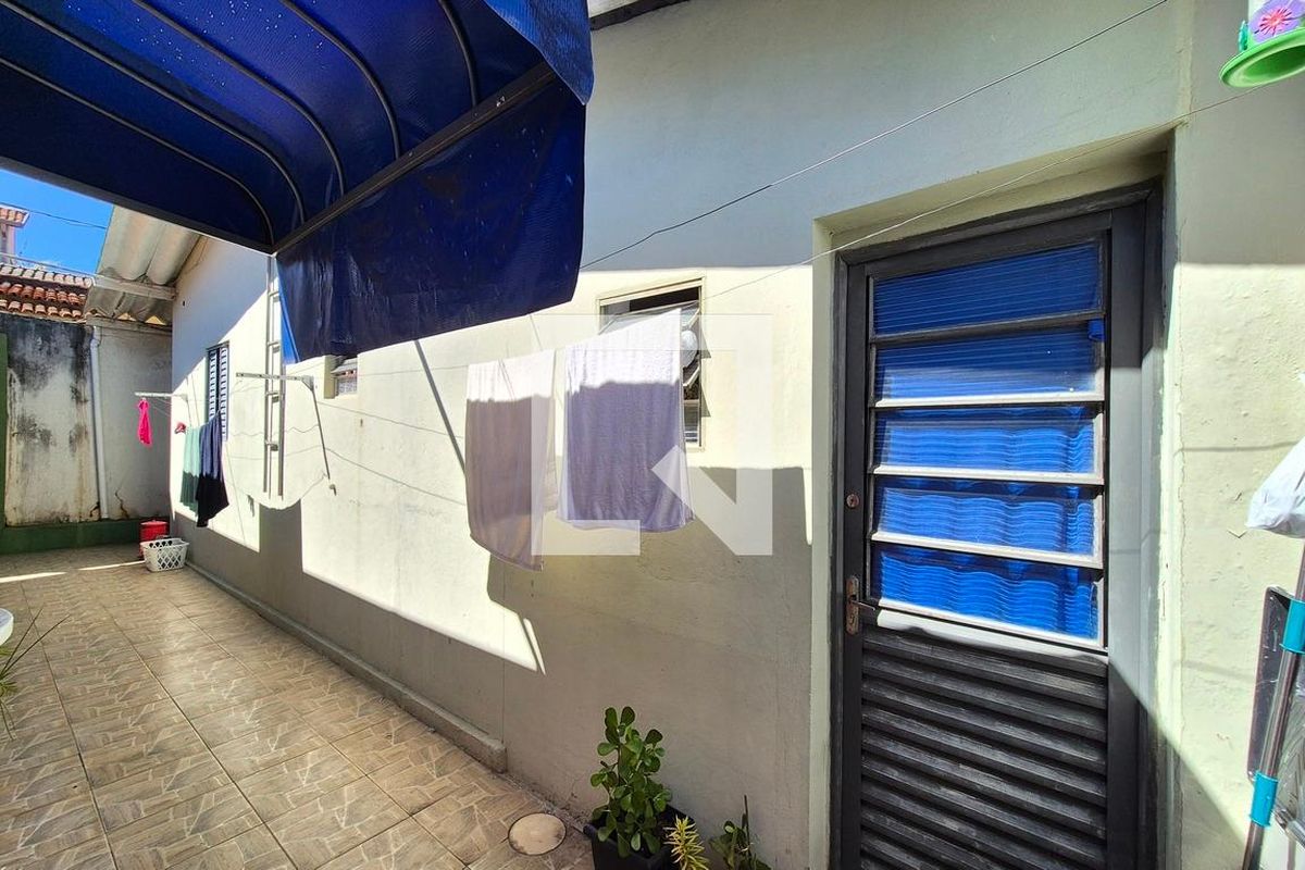 Casa à Venda - Jardim do Lago, 3 Quartos,  140 m2 em , Campinas - sp | SoloBR